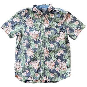 Chubbies Performance Friday Hawaiian Button Up Shirt Men's Large